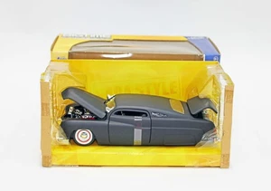 Jada Toys Bigtime Kustoms 1/24 1951 Mercury Lead Sled Die-Cast Car nero opaco - Foto 1 di 7