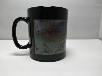 复古黑色玻璃咖啡杯法国复古几何图案 Arcoroc 二手状况完好 — 第 1/4 张图片