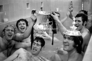 ICONICONIC 1970 FA CUP CALIDAD FOTOGRÁFICA IMPRESIÓN CHELSEA FC ELIGE TALLA DE BAÑO TROFEO - Imagen 1 de 1