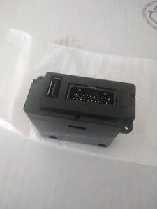 Lotto Lavoro x10 Adattatore USB Originale Range Rover Jaguar Aston Martin Kit Auto - Foto 1 di 1