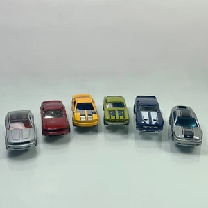 Mattel Hot Wheels Ford Mustangs 6 Stück 1:64 Diecast Autos (E) - Bild 1 von 6
