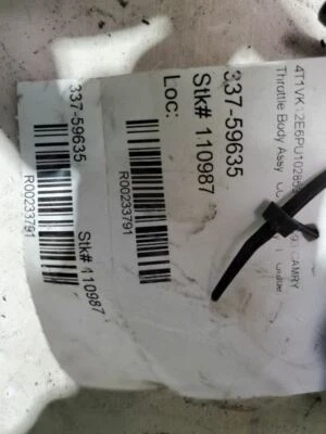 1993-1995, Toyota Camry, Throttle Body Assembly, Part Number - 22210-74580 - Image 1 of 3