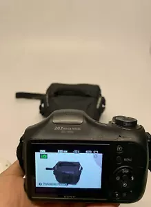 Sony Cyber-Shot DSC-H200 fotocamera digitale con custodia SPEDIZIONE GRATUITA - Foto 1 di 7