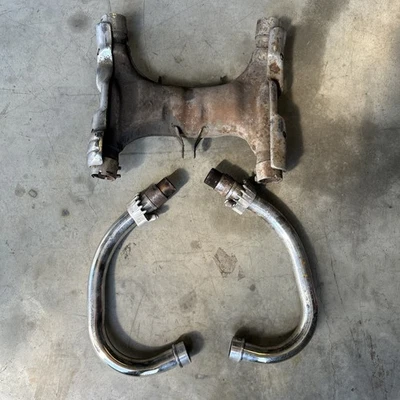 Cabezales de escape y montaje de tubo medio Honda CX500C 1979-1982 Foto 1 de 4