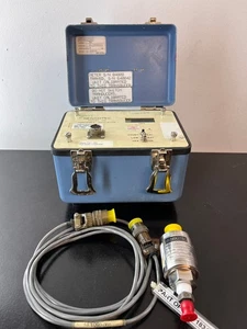 Sensotec NK Portable Indicator w. TJE 0743-01TJ6 pressure transducer 2000 psig - Picture 1 of 14