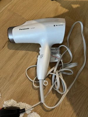 塑料 Nanoe EH-NA67-W 沙龙吹风机带速干喷嘴-白色 — 第 1/3 张图片