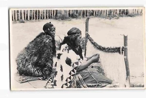 jwf29e: MAORI WEAVERS NEW ZEALAND/NZ, Vintage RPPC/postcard - Picture 1 of 2