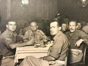 Jewish Brigade Original Photo Italy/Holland WW2 Judaica Drinking Beers - Picture 1 of 4