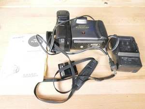 Videocámara Sharp 8 Viewcam VL-E34H negra 8x Power Zoom enfoque automático para piezas - Imagen 1 de 13