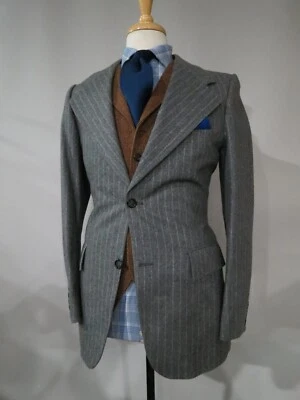 Yves Saint Laurent Francia Gris Humo Tiza Rayas Lana Estambre Traje Chaqueta 36 R Foto 1 de 4