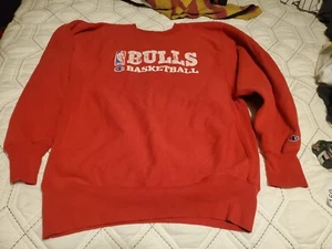 ULTRA RARE 90'S CHAMPION REVERSE WEAVE CHICAGO BULLS RED SWEATSHIRT MENS SIZE XL - Picture 1 of 7