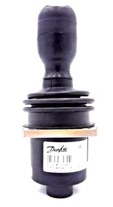 New in box Factory DANFOSS  10103905 Joystick Controller Sauer-Danfoss JS1000-XY - Bild 1 von 3