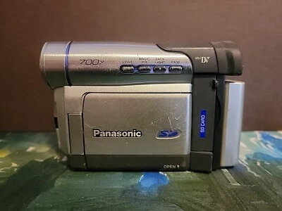 Panasonic Mini DV Video Camcorder Camera PV-DV203D Untested - Image 1 of 4