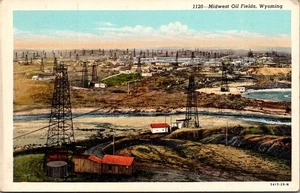 MIDWEST OIL FIELDS Wyoming WY birds eye view Postcard - Picture 1 of 2