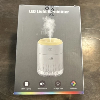 Portable Mini Humidifier with Colorful Lights - 6-Hour Cool Mist & Auto Shut-Off - Image 1 of 4