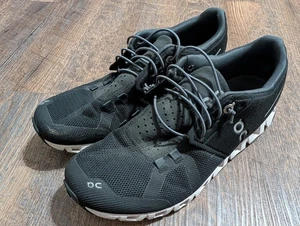 On Cloud Women's Walking Running Casual Sneakers Black Size 8.5  - Picture 1 of 8