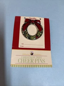 RAR!  2004 VINTAGE SPODE PORZELLAN CHRISTBAUM JUBEL ANSTECKNADEL/BROSCHE KRANZ GESCHENK - Bild 1 von 3