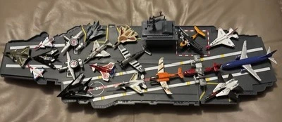 MotorMax 31 In Battle Zone Aircraft Carrier USS Cape Esperance +19  Metal Planes - Image 1 of 4