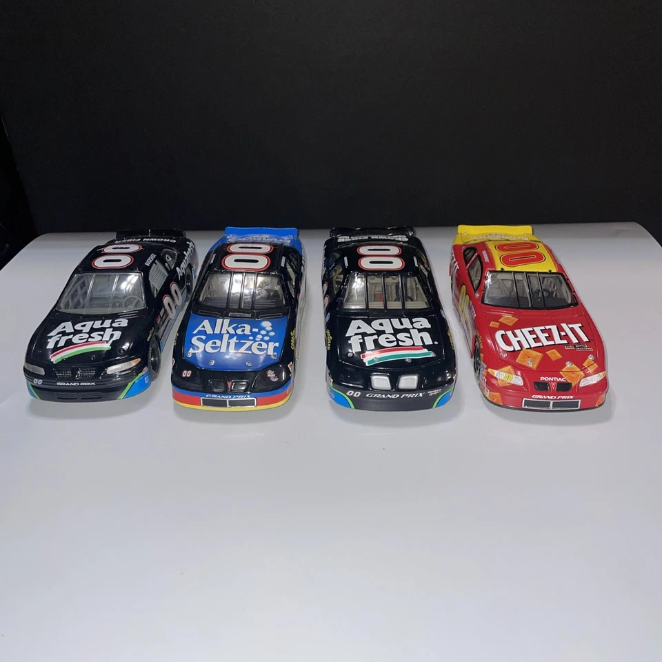 Buckshot Jones NASCAR 4 Car Deal One Signed - Image 1 of 4