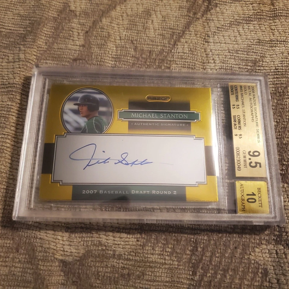 2008 razor signature Michael Giancarlo Stanton GOLD auto BGS 9.5 RARE!! - Image 1 of 1