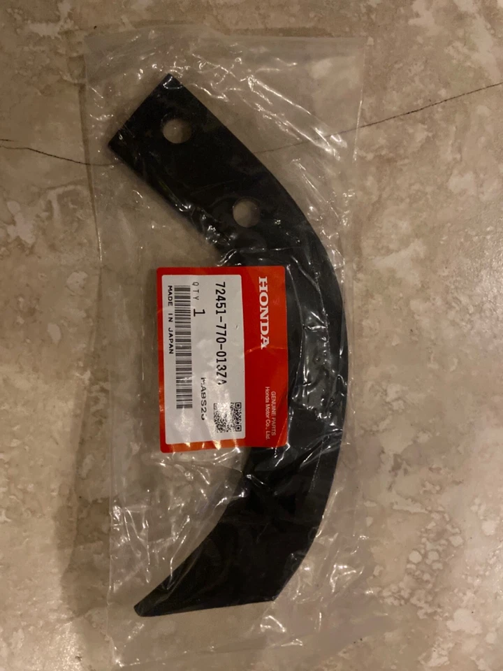 Honda Genuine OEM Part 72451-770-013ZA Rototiller Tine Right Black *SHIPS FREE* - Image 1 of 1