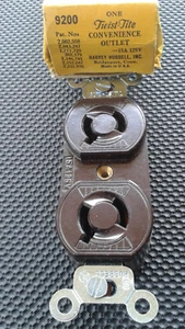 Hubbell 9200 Twist Lock Duplex Receptacle 125 Volt ~ 15 Amp ~ HBL9200 Twist-Tite - Picture 1 of 6