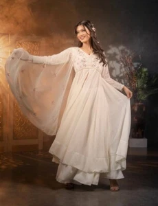 Vestido Bollywood Look Pure Georgette Blanco Palazzo Con Dupatta Para Uso Funcional - Imagen 1 de 11