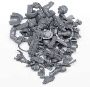 SPACE MARINE BITS BAGS SPARES GAMES WORKSHOP WARHAMMER - Picture 1 of 1
