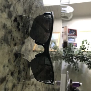 Oakley / Half Jacket 2.0 Extra Large. Sunglasses - Picture 1 of 7