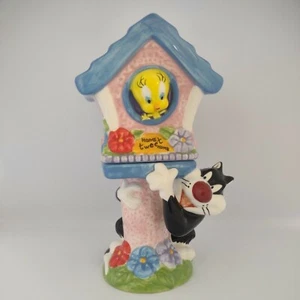 Looney Tunes "Home Tweet Home" Salt&Pepper Shakers Sylvester&Tweety 2002 - Picture 1 of 11