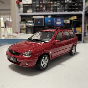 Original 1: 18 Buick Sail General Buick Sail SRV Tourer SCX Car Model Red - Picture 1 of 10