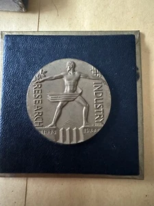 Century of Progress 1933 Chicago World’s Fair Bronze Brass Medal Industry Resear - Picture 1 of 5