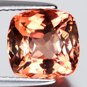 3.95 ct Valuable Cushion Cut (9 x 9 mm) Mozambique Pink Tourmaline Gemstone - Picture 1 of 2