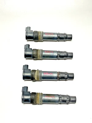 SUZUKI GSXR 750 2000-2003 OEM BOBINAS DE ENCENDIDO BOBINA TAPAS DE BUJÍA Foto 1 de 4