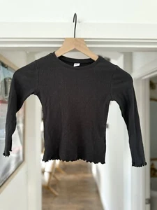 OLD NAVY~ Black LONG SLEEVE TOP SHIRT ~ Girls Size 5 - Picture 1 of 3