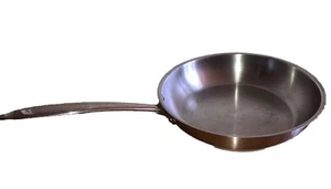 Sartén Browne Thermalloy Deluxe 9,5"x 2" con mango ergonómico # 5724050 - Imagen 1 de 5