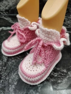 Crochet Baby Shoes Pink - Picture 1 of 4