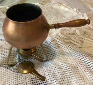 Pentola e bruciatore/supporto per fonduta Tago in rame vintage - Tago - Portogallo - MCM - Foto 1 di 7