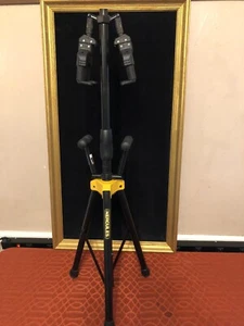 Hercules Ständer GS422B PLUS Dual Gitarrenständer mit Auto Grip System - Bild 1 von 7