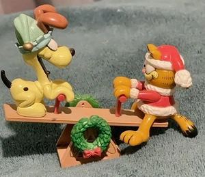 VINTAGE 1990 GARFIELD & ODIE JOY RIDING ENESCO CHRISTMAS ORNAMENT TEETER TOTTER - Picture 1 of 5