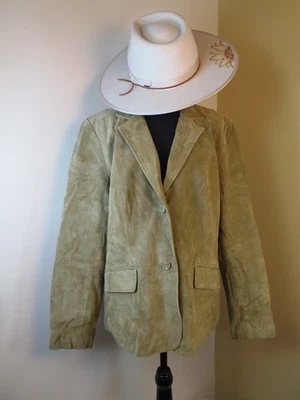 Chaqueta de gamuza forrada verde oliva para mujer Chadwick Lagenlook vaquera Foto 1 de 4