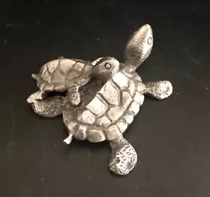 Pewter Mama Baby Sea Turtle Tortoise Shell Silver Metal Statue Figurine D - Picture 1 of 2