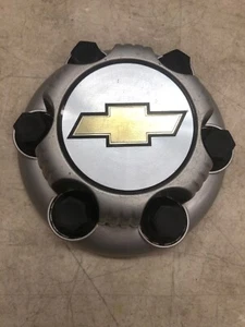 Chevy Center Cap Hubcap Astro Silverado Tahoe OEM 1571237 15067580 C60 - Picture 1 of 8