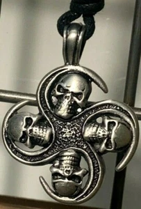 Latest Skull Silver Color Pewter Charm Necklace Pendant - Picture 1 of 1
