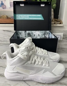 NIB Women's Sz 10 Moolah Triple Double White Pro Basketball - Picture 1 of 14