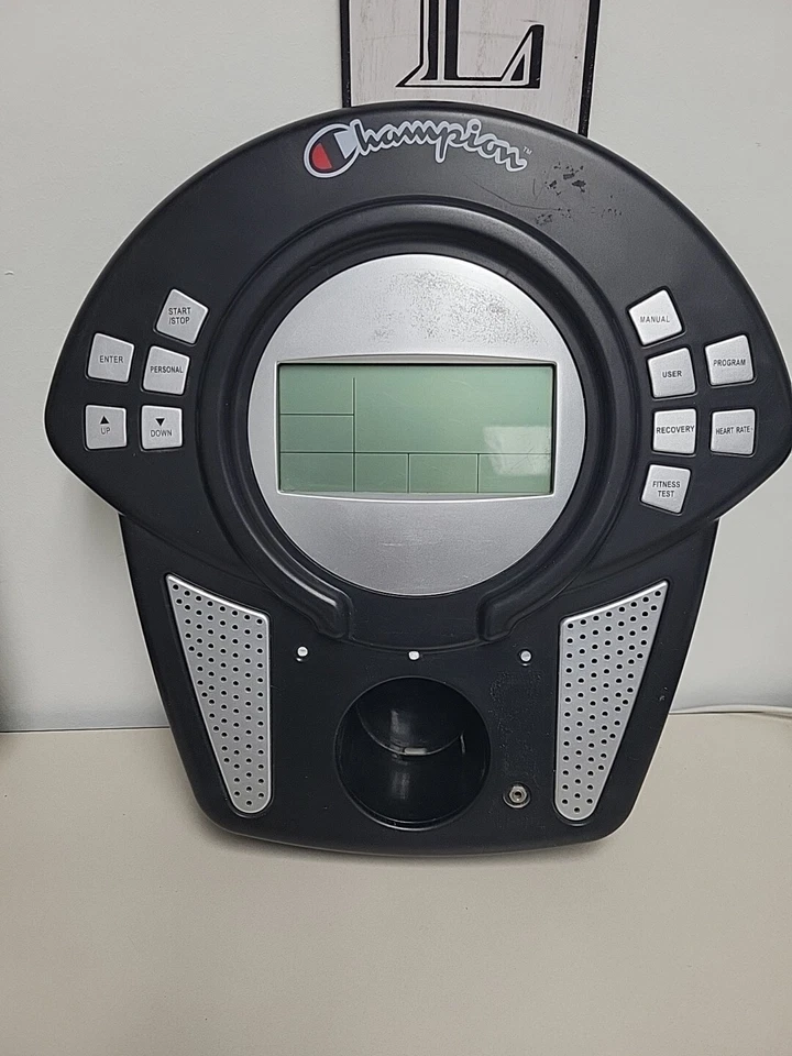 Consola elíptica Champion C84e y placa de exhibición (40) Foto 1 de 4