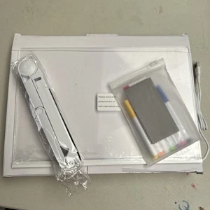 Tablero de Borrado en Seco con Luz, Tablero de Notas LED de 12” X 8” con Colores, Iluminar - Imagen 1 de 4