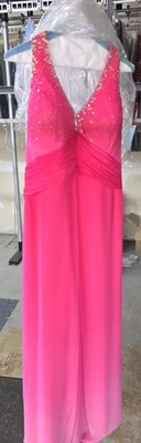 Vestido Halter Fucsia Ombre Cuentas Talla Noche Mover Talla 16W Foto 1 de 4