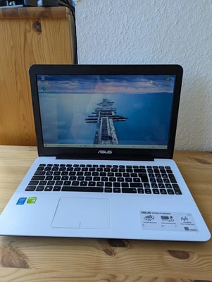 Asus R556LD-XX262H  Laptop 15,6 Zoll,Intel I5 4210U,8GB RAM,1TB HDD,820M Nvidia - Bild 1 von 4