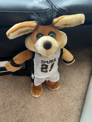 Vintage NBA San Antonio Spurs Mascot The Coyote 2! Jersey Plush Toy Doll 17” Cover